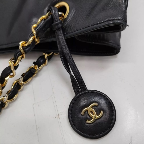 CHANEL CC LOGO LAMBSKIN SHOPPER TOTE BAG - Picture 10 of 12